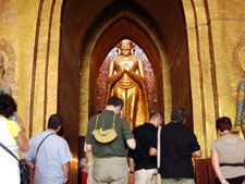 Bagan Ananda Pagoda festival photo 1
