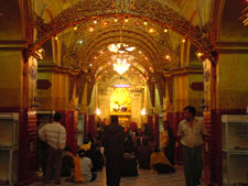 mahamuni pagoda festival photo 2