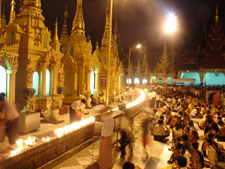 shwedagon pagoda photo 3
