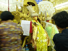 taungpyone festival photo 6