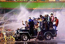 thingyan water festival photo 3